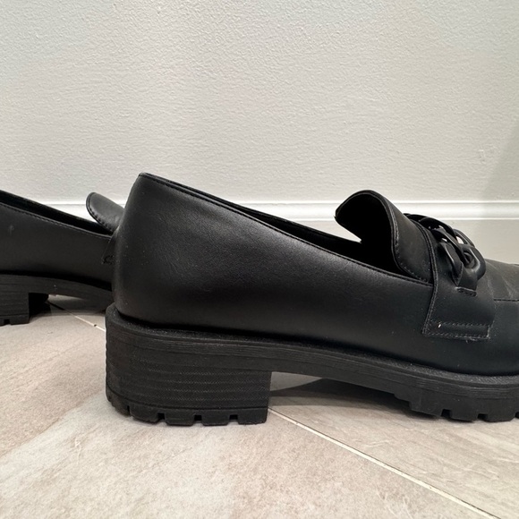🔥🖤BLACK LOAFERS 🖤🔥 - Picture 6 of 15
